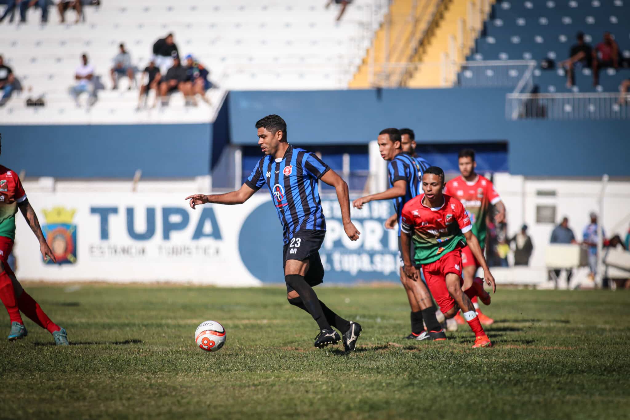 Resutados da 13ª rodada da 1ª Divisão e da 2ª rodada da 2ª Divisão Copa  CREM de Futebol Amador Bandeirantes - Rádio Cabiuna